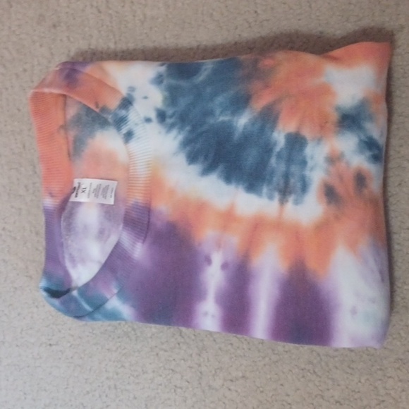 90 Degree By Reflex Handmade Tie-Dye Sweatshirt - Picture 13 of 13